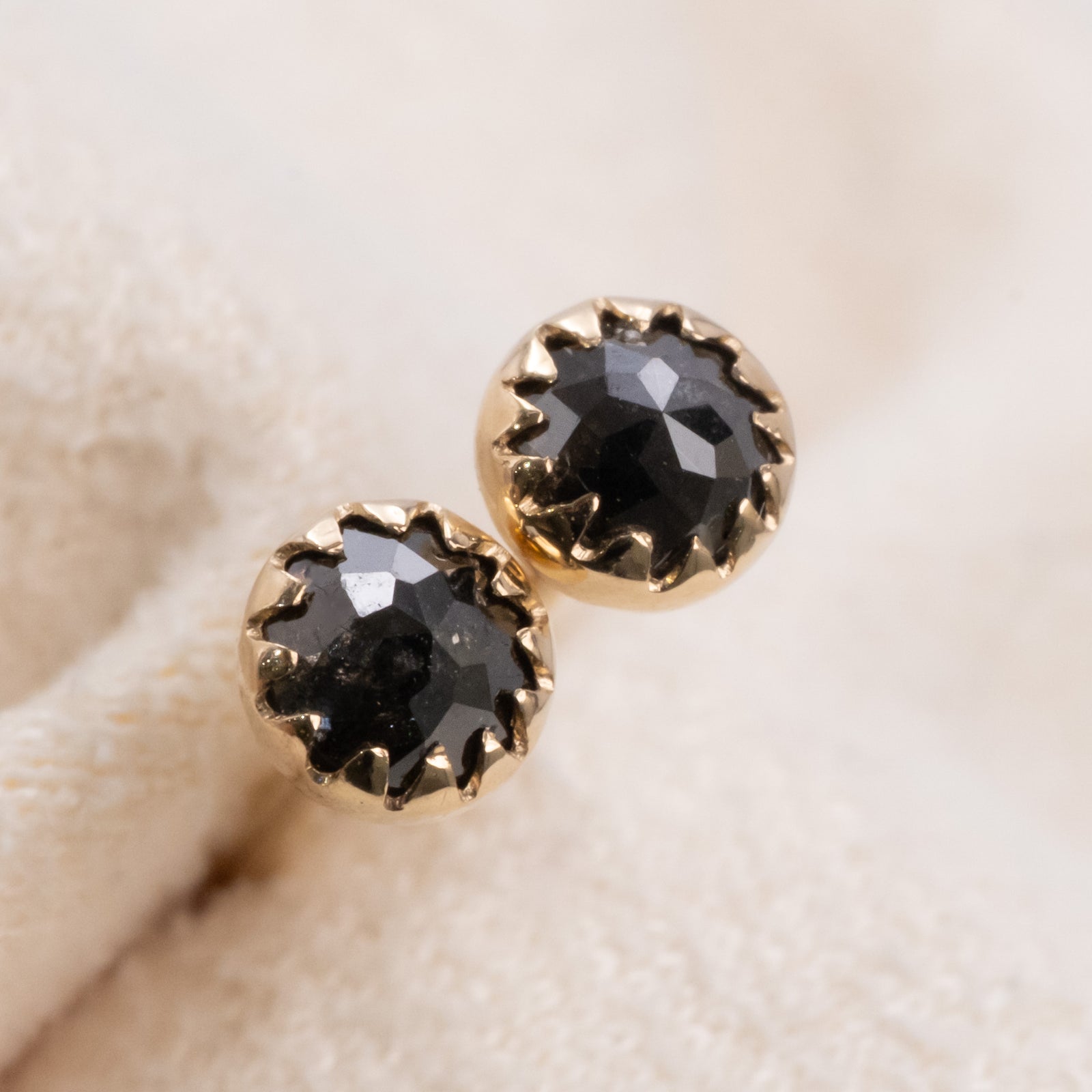 願い事ピアス（ブラックダイヤ3mm）｜K14ゴールド｜シンプルダイヤ 