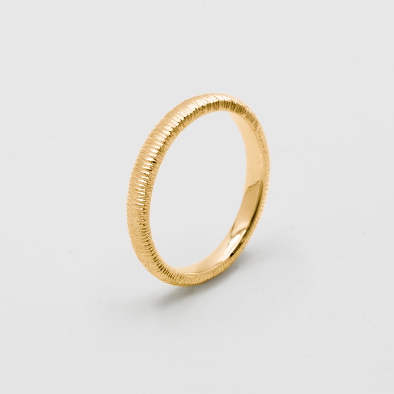 Milled Dome Ring Medium 18K