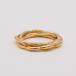 La liaison Ripple Ring Yellow Gold