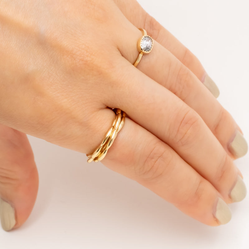 La liaison Ripple Ring Yellow Gold