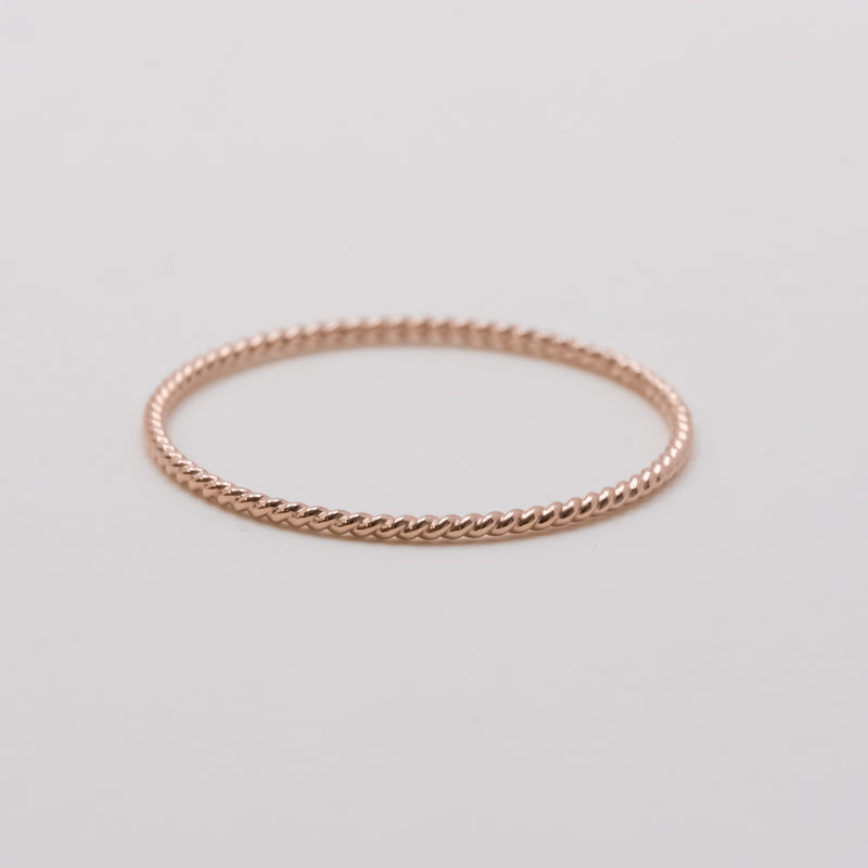 Thread Twist Ring Rose Gold