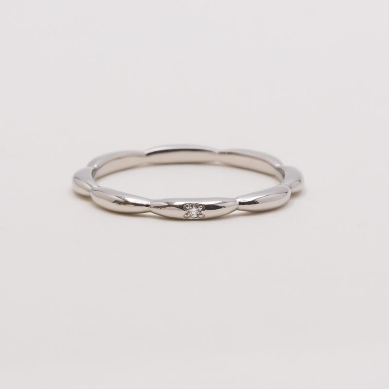 Ripple Ring with diamond Platinum