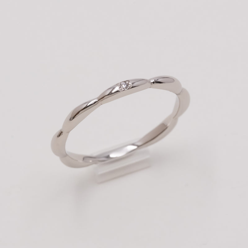 Ripple Ring with diamond Platinum