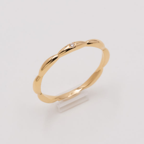 Ripple Ring with Diamond YG