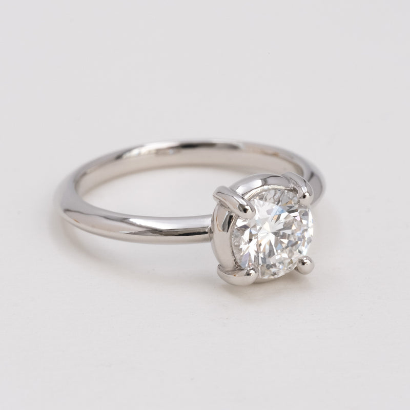 Brilliant Cut Diamond Knife Edge