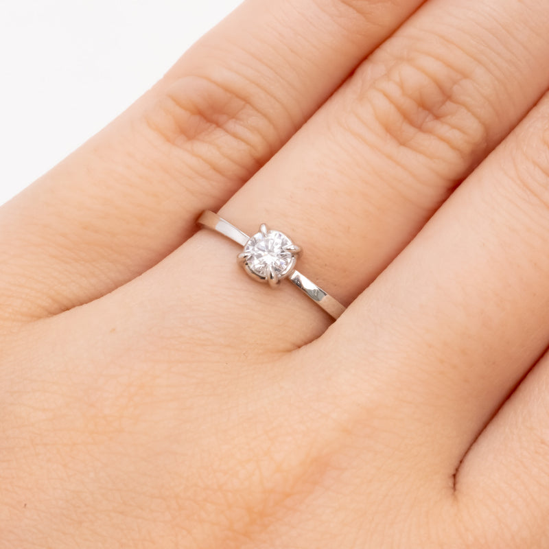 Butterfly Diamond Ring Round Brilliant Cut