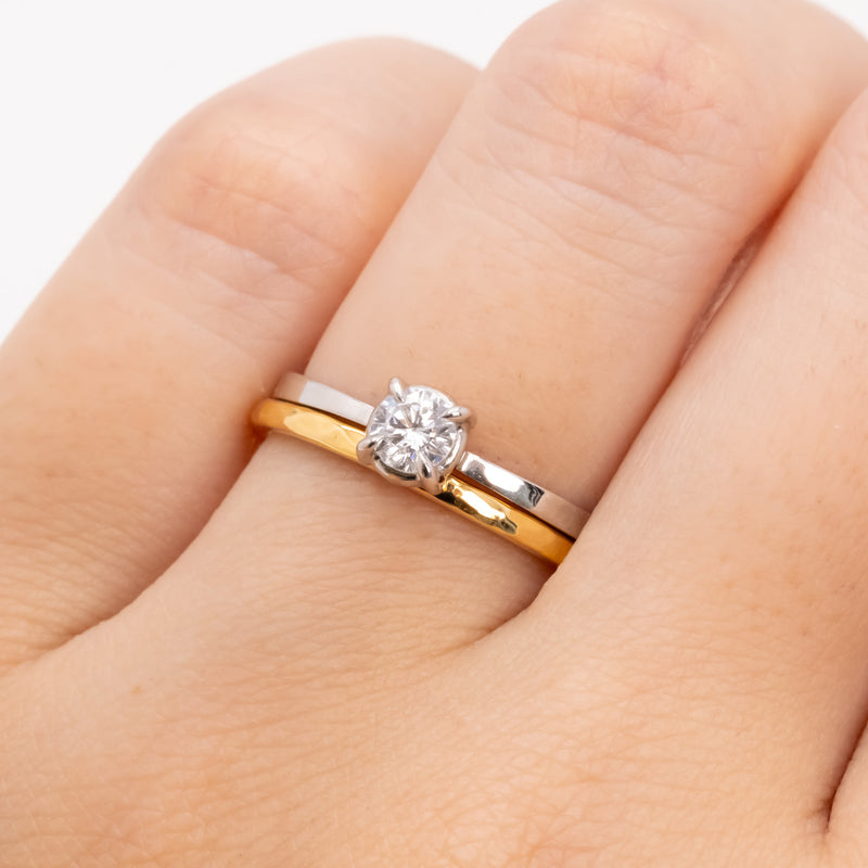 Butterfly Diamond Ring Round Brilliant Cut