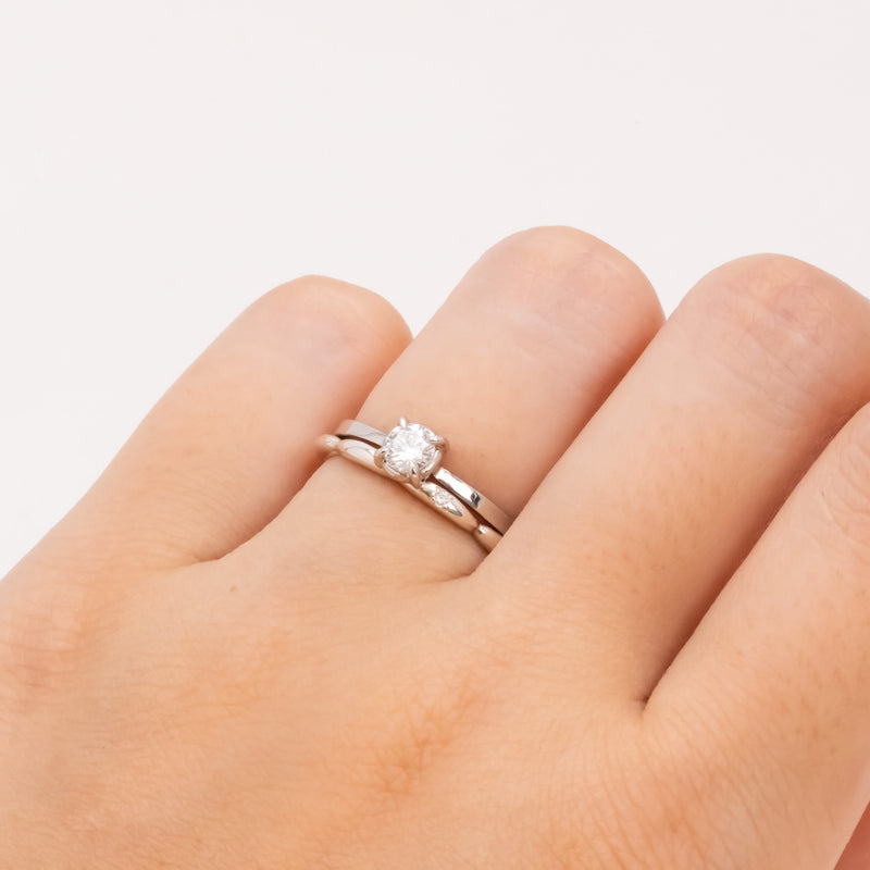 Butterfly Diamond Ring Round Brilliant Cut