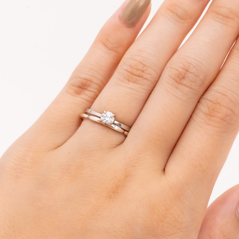 Butterfly Diamond Ring Round Brilliant Cut
