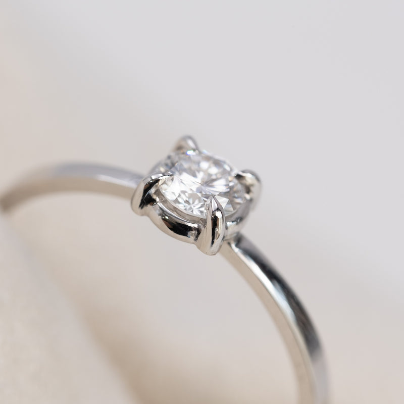 Butterfly Diamond Ring Round Brilliant Cut