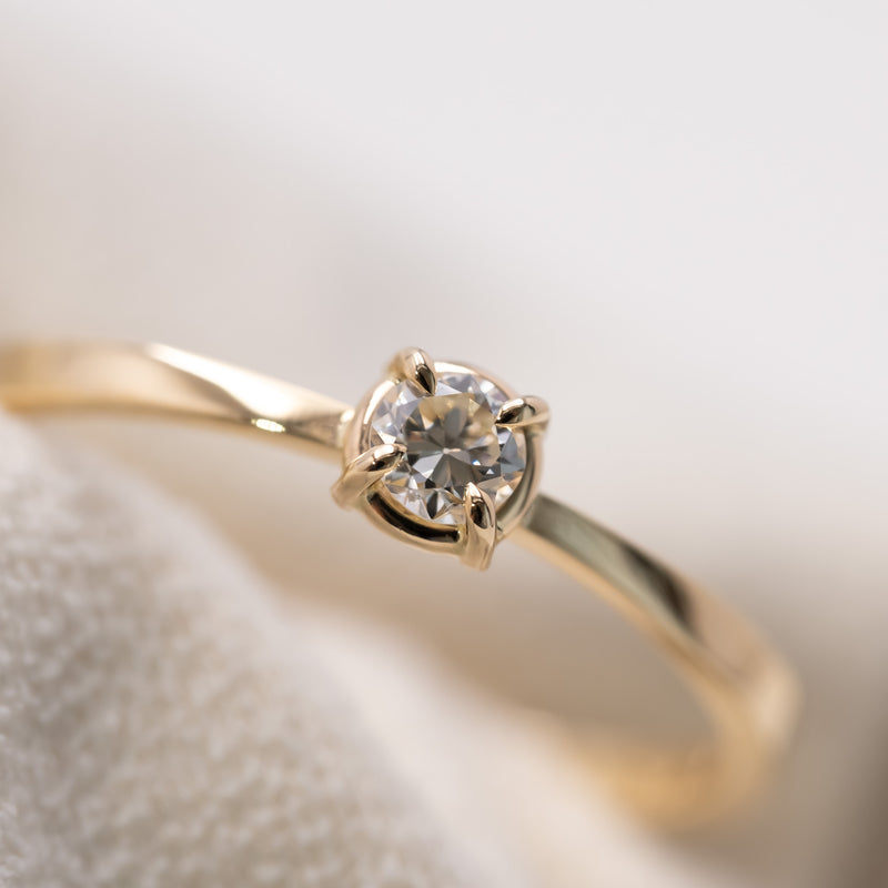 Butterfly Diamond Ring Round Brilliant Cut