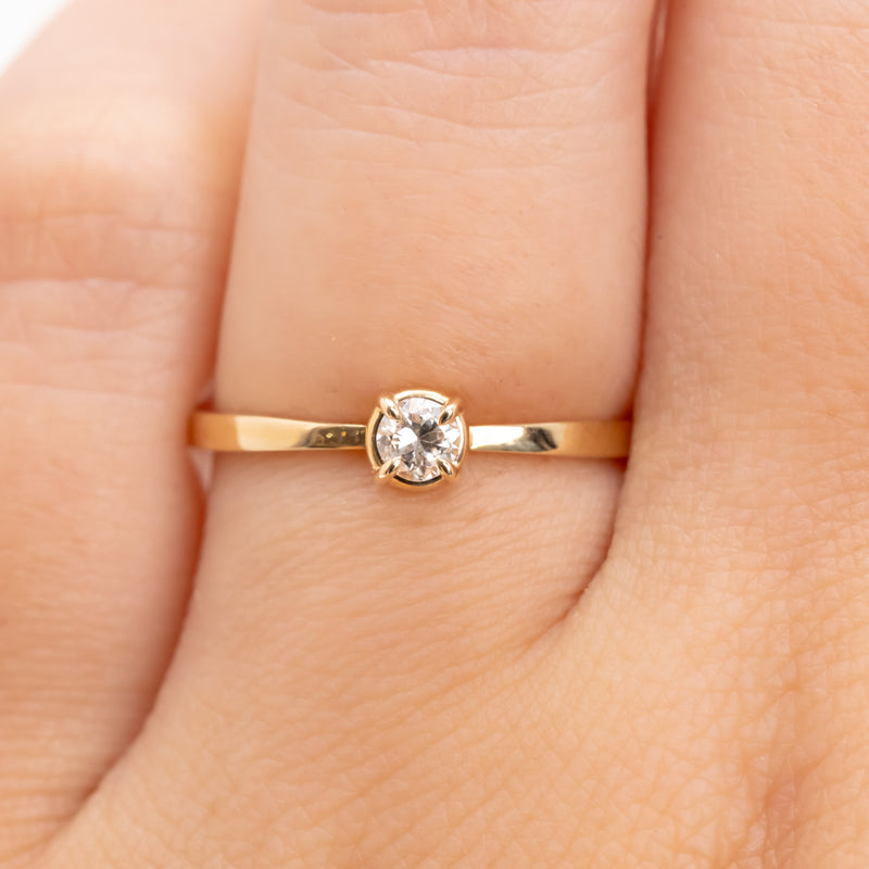 Butterfly Diamond Ring Round Brilliant Cut