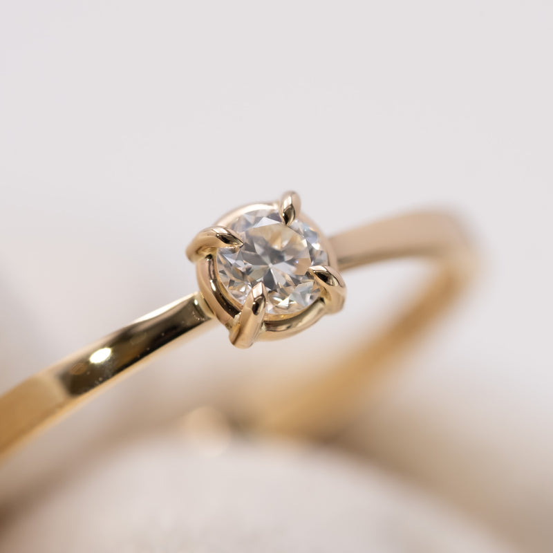 Butterfly Diamond Ring Round Brilliant Cut