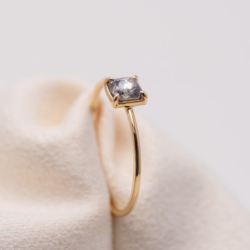 Stella square diamond ring