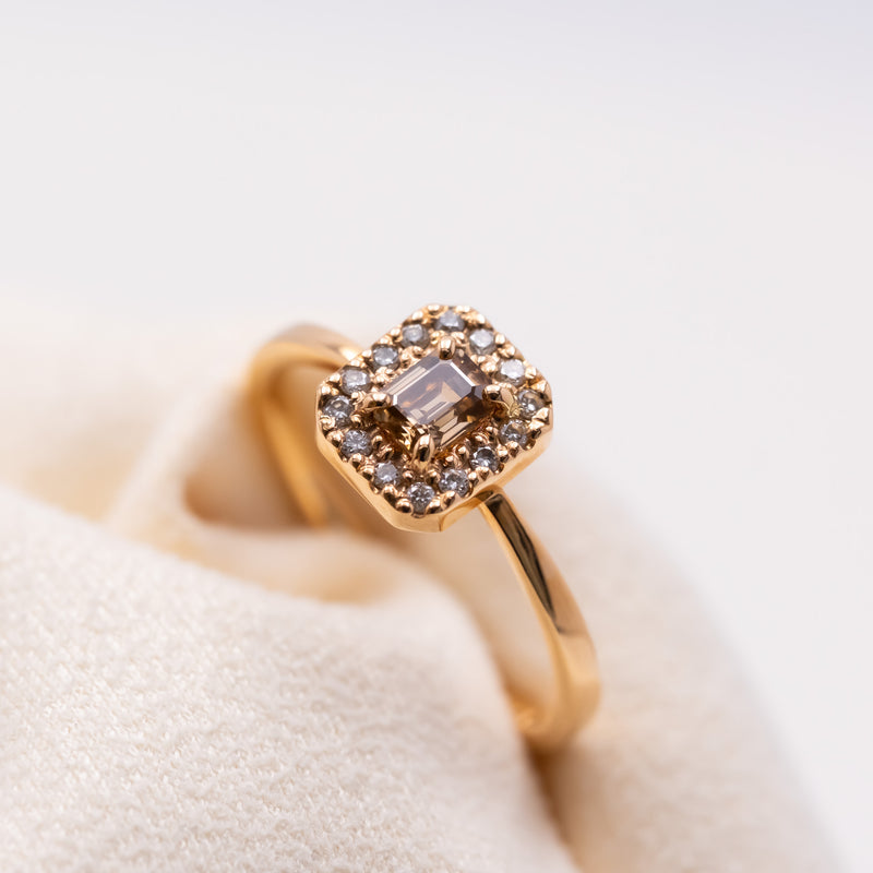 Halo Diamond Ring -brown emerald