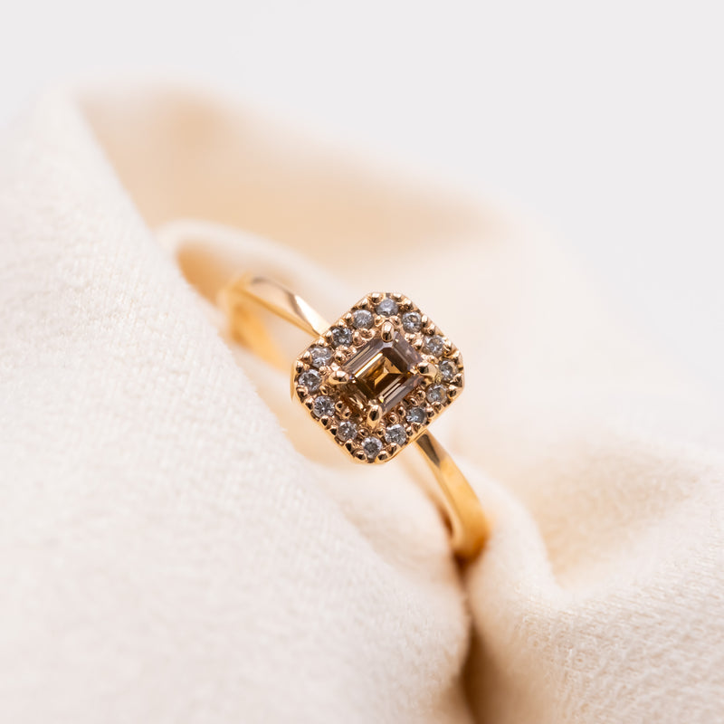 Halo Diamond Ring -brown emerald