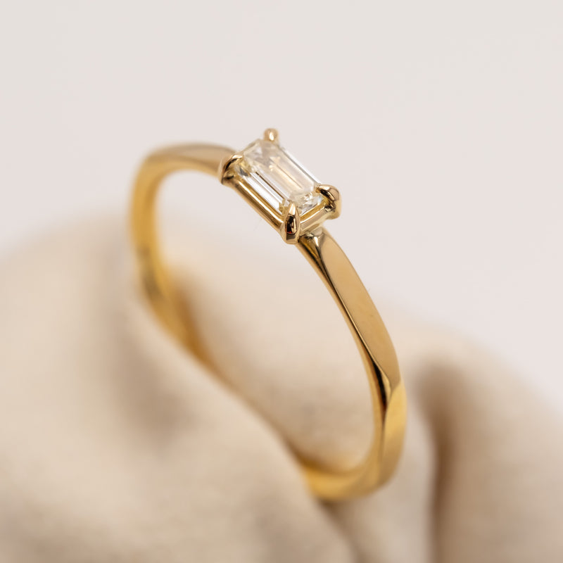 Reflect Diamond Ring