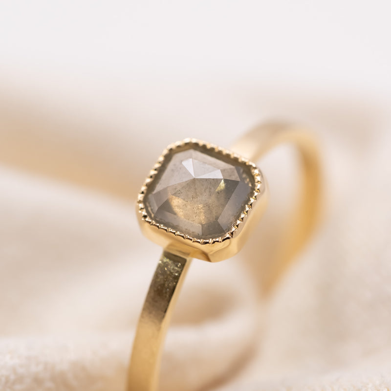 Fog Grey Diamond Ring