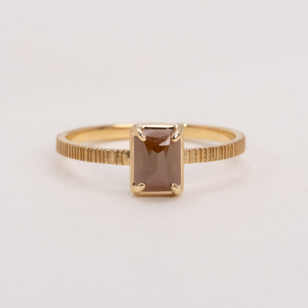 Milk Caramel Diamond Ring