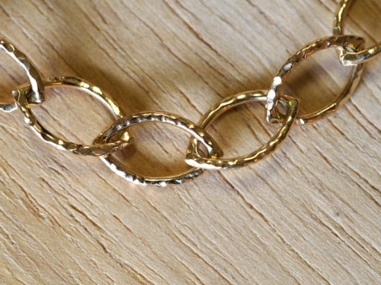 Infinity Leaf Gold Bracelet