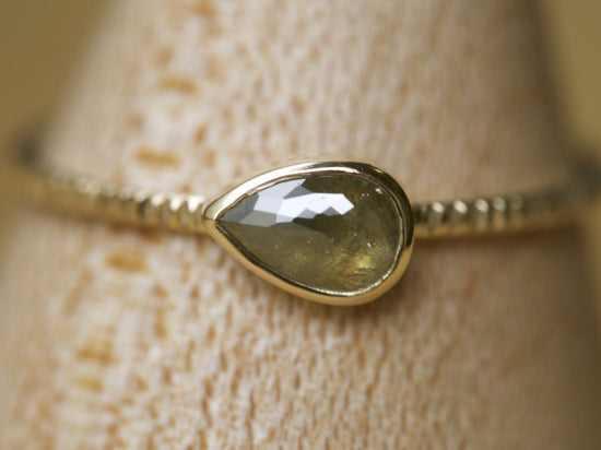 Moss Green Drop Diamond Ring