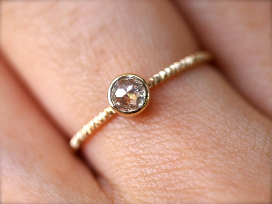 Mauve Dusk Diamond Ring