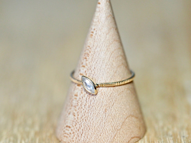 Floating Feather Diamond Ring