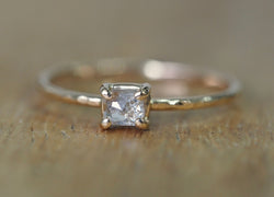 Fluctuation Baby Diamond Ring