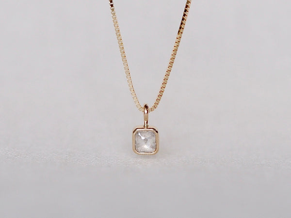 Baby Square Diamond Necklace Mist