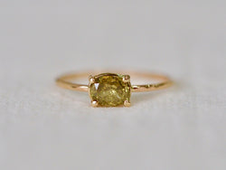 Lotuspond Diamond Ring