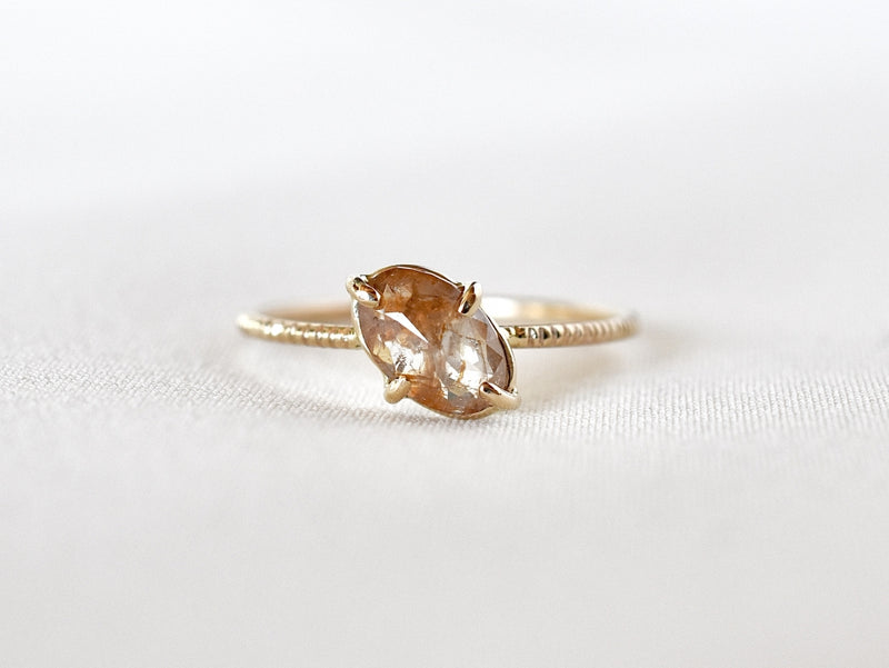 Bloom diamond ring