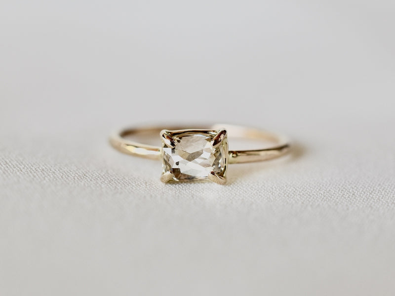Infinity gold diamond ring