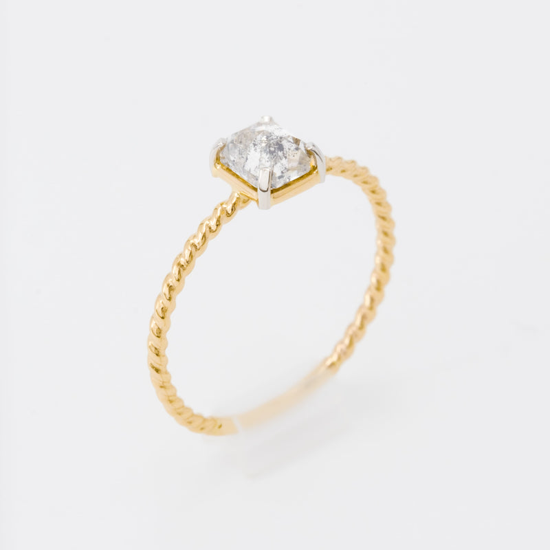 Stella Diamond Twist Ring Rectangle