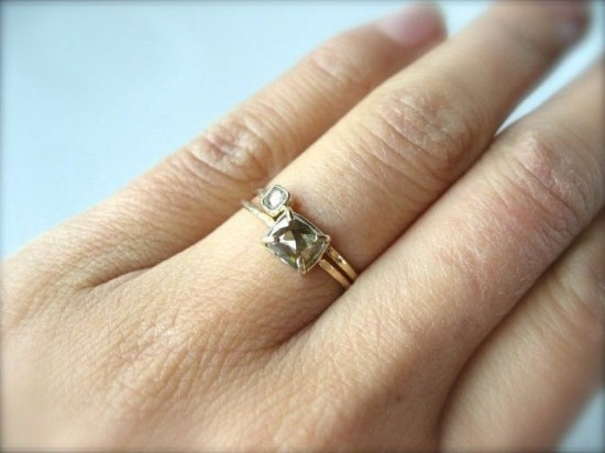 Moss Green Diamond Prong Ring