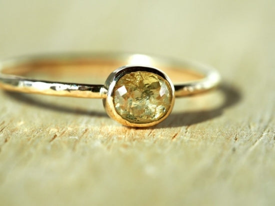 Hidamari Oval Diamond Ring