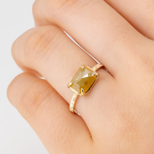 Yellow Gardenia Diamond Ring