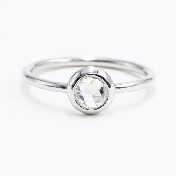 Infini Round Diamond Ring