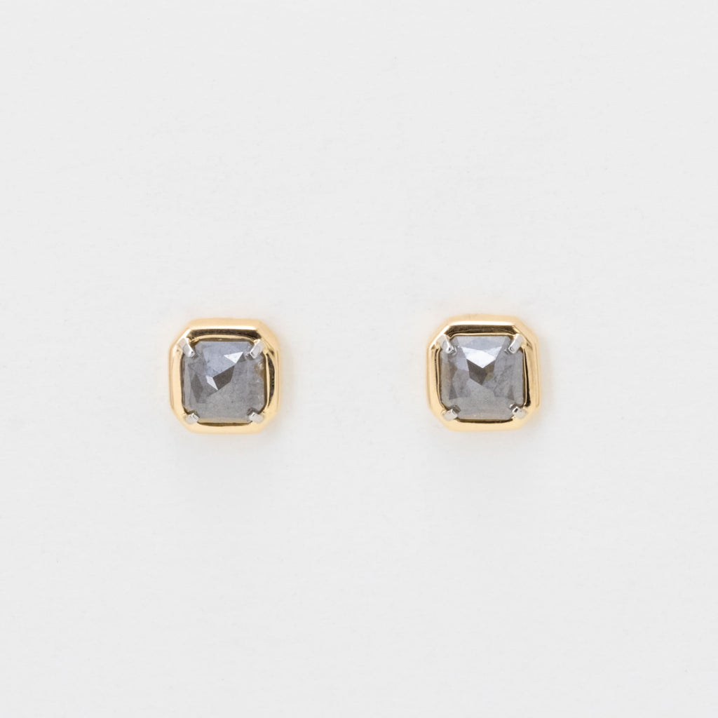 ご予約済みMisty Grey Diamond Square Earrings – lily & co.